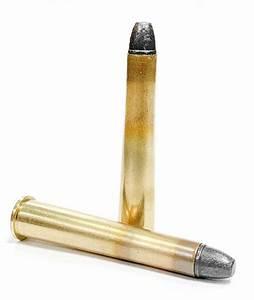 32-40 Winchester cartridge for lever rifles